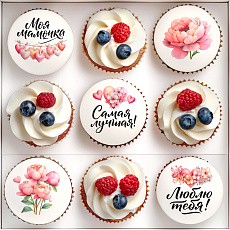 Капкейки с ягодами "Мамуле" 9 шт